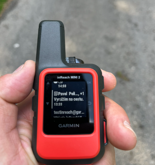 Obsah obrázku přístroj, Mobilní telefon, Přenosné komunikační zařízení, Elektronické zařízení

Obsah generovaný pomocí AI může být nesprávný.