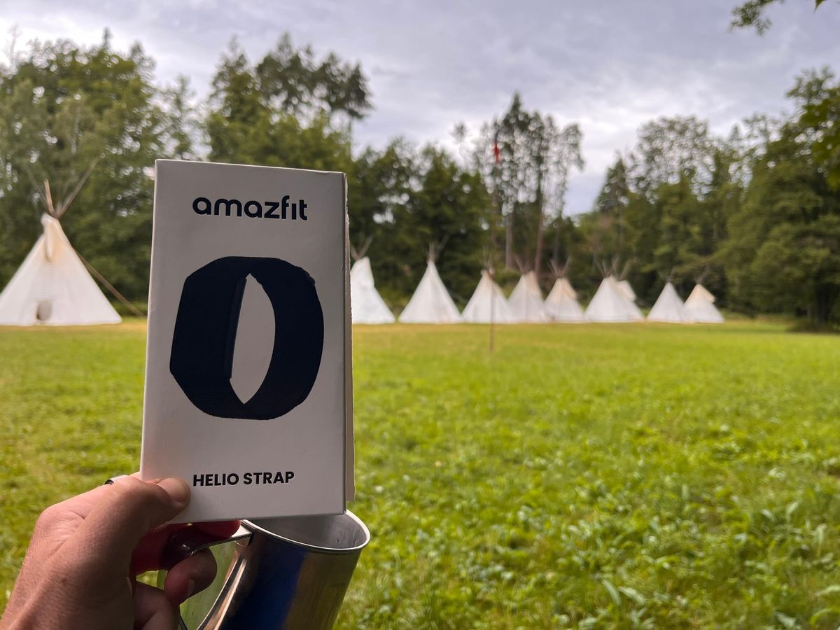 ⛺ Amazfit Helio Strap: Indiánská rozbalovačka z tábora