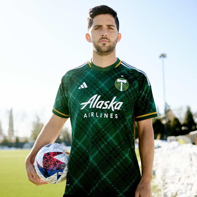 Portland Timbers on X: "Adding to the mix ➕ Eric Miller is Green &amp; Gold  👏 #RCTID" / X