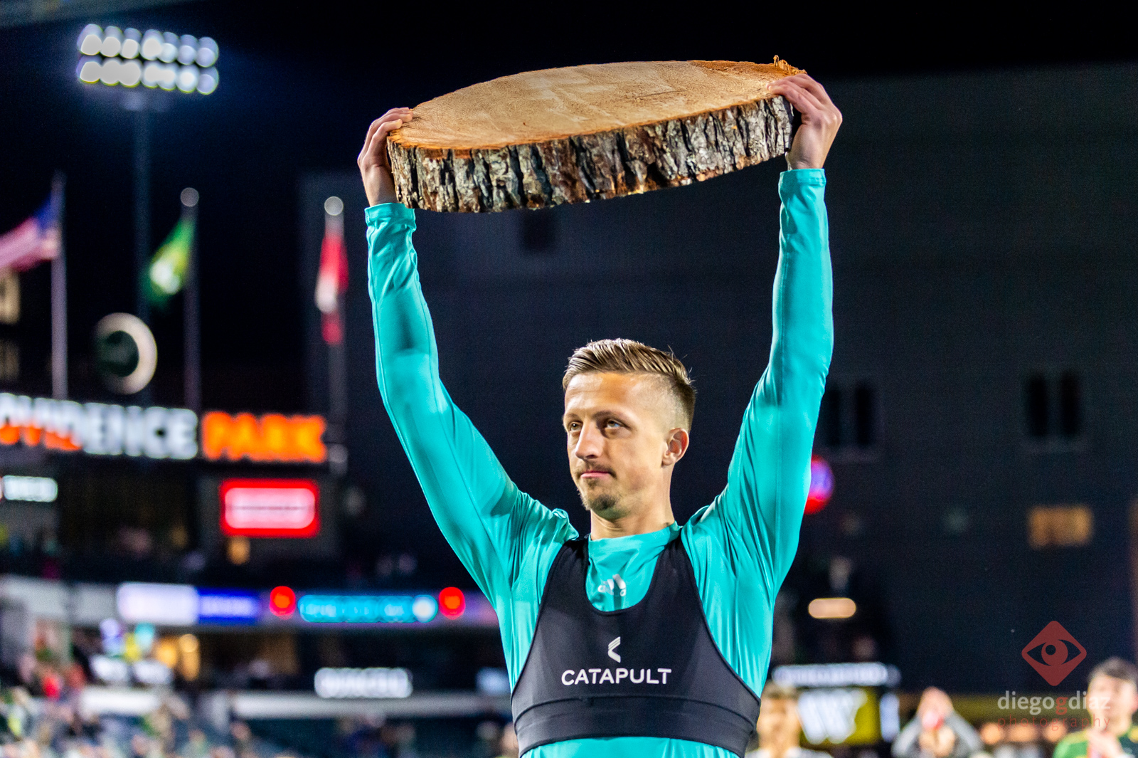 The Portland Timbers have given a contract extension to Aljaz Ivacic