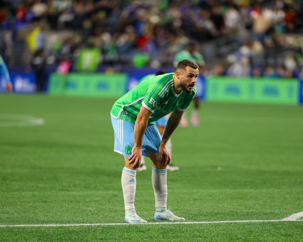 New opponent, same problems