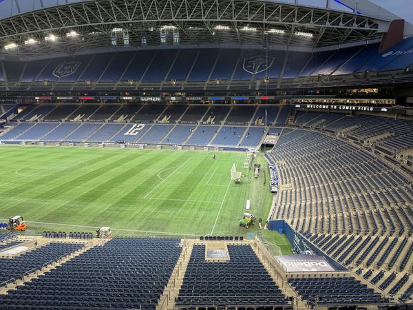 Savannah DeMelo Loaded on Ambulance, Reign Match vs. Racing Louisville Suspended