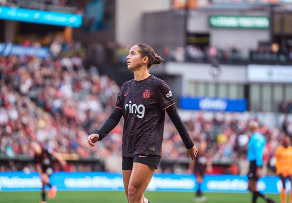 Thorns Clinch Home Playoff Game In 2-0 Decision Day Win