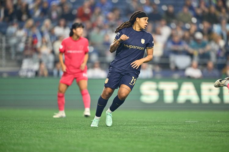 Disorganized Reign Drop to Ninth Place