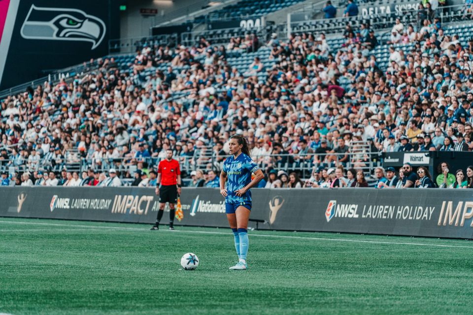 Reign Tie Angel City at Home