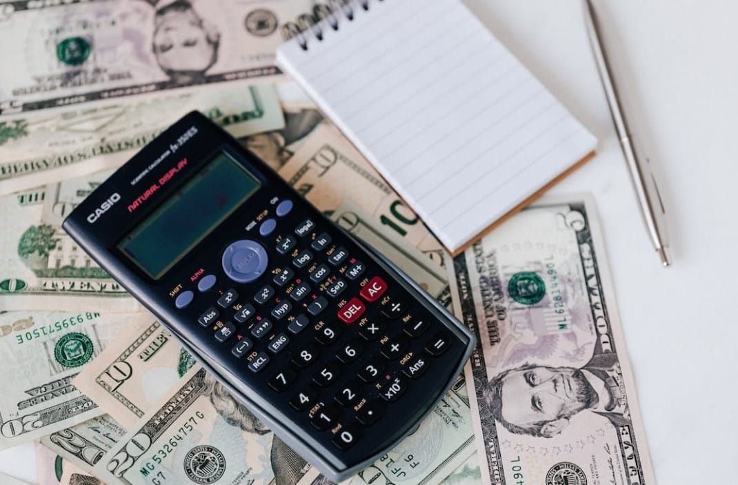 How Student Loans Could Accelerate The Housing Market Decline