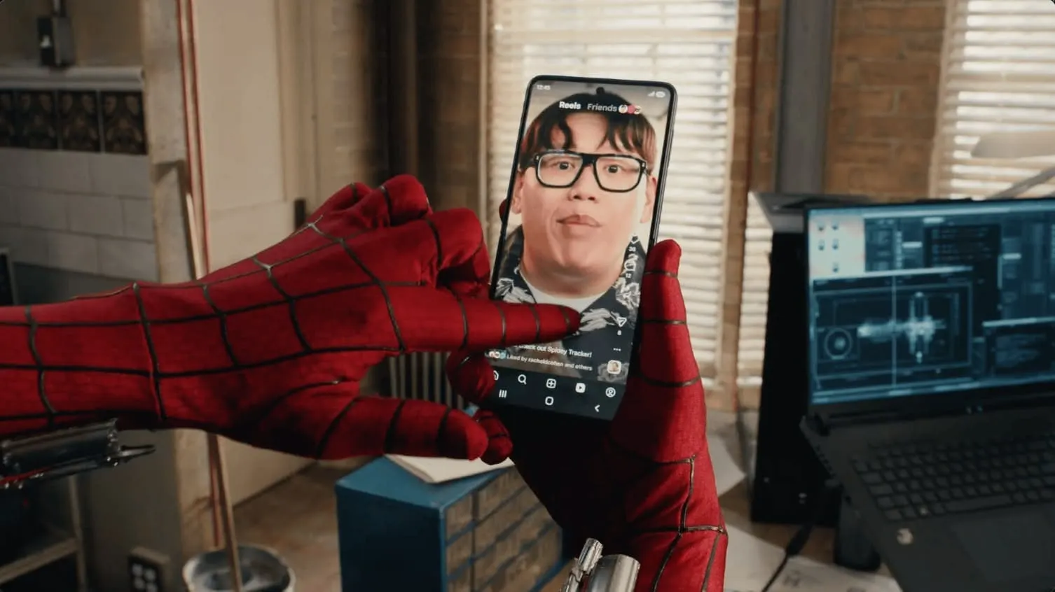 Samsung dá ao Homem-Aranha um celular que ele não consegue quebrar