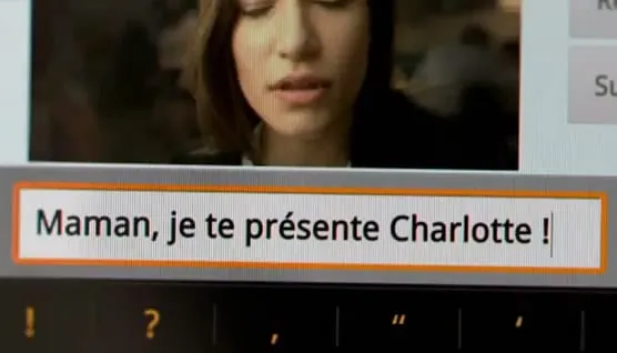 Uma história de amor para aqueles que nunca largam o celular