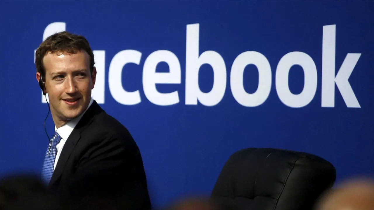 Quais implicações de uma futura versão paga do Facebook