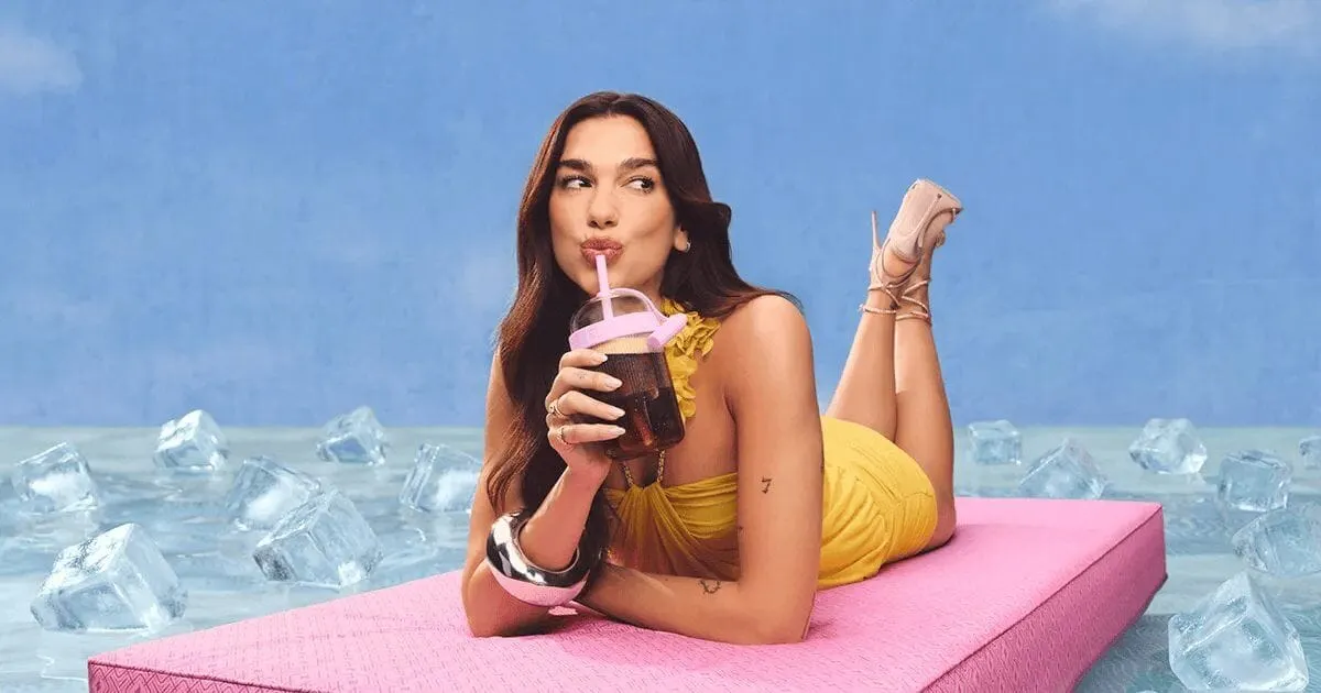 Nespresso troca Clooney por Dua Lipa e reinventa sua identidade para conquistar a Gen Z