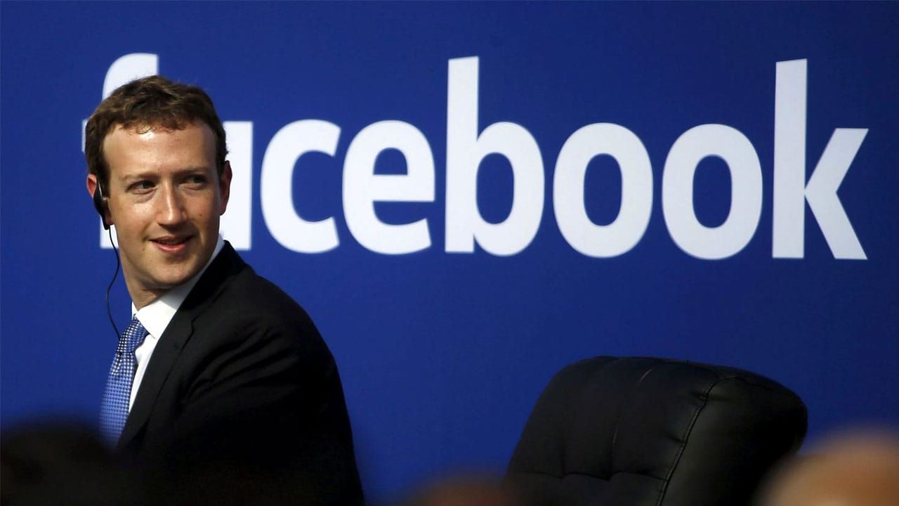 Quais implicações de uma futura versão paga do Facebook