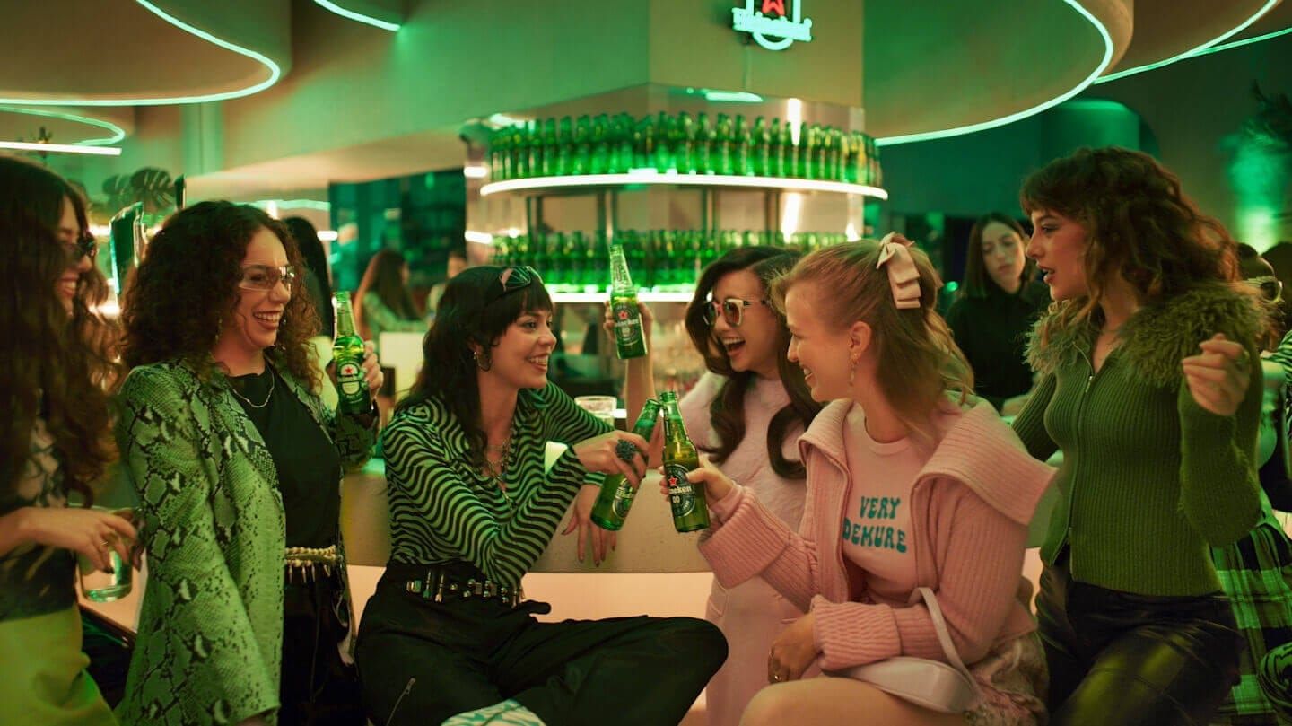 Heineken culpa algoritmo por você só sair com as mesmas pessoas