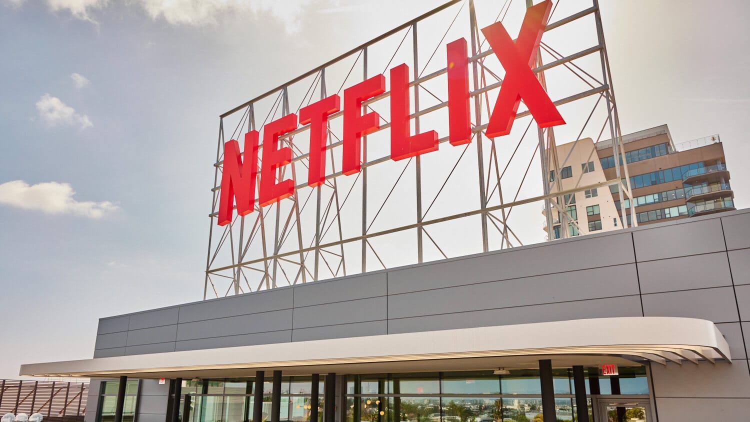 Netflix faturou US$ 1,5 bilhão com anúncios em 2025. É muito? É pouco?