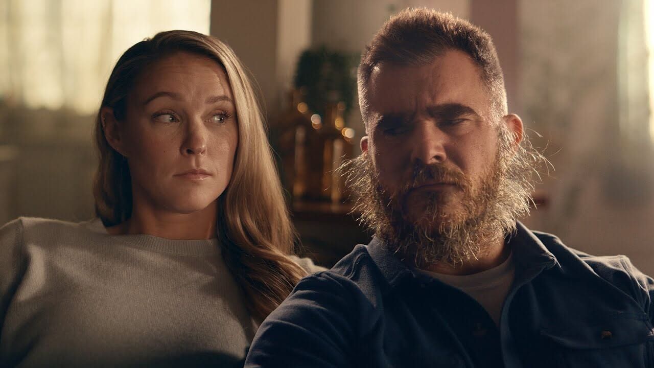 YouTube escala time de celebridades para zoar a TV medíocre