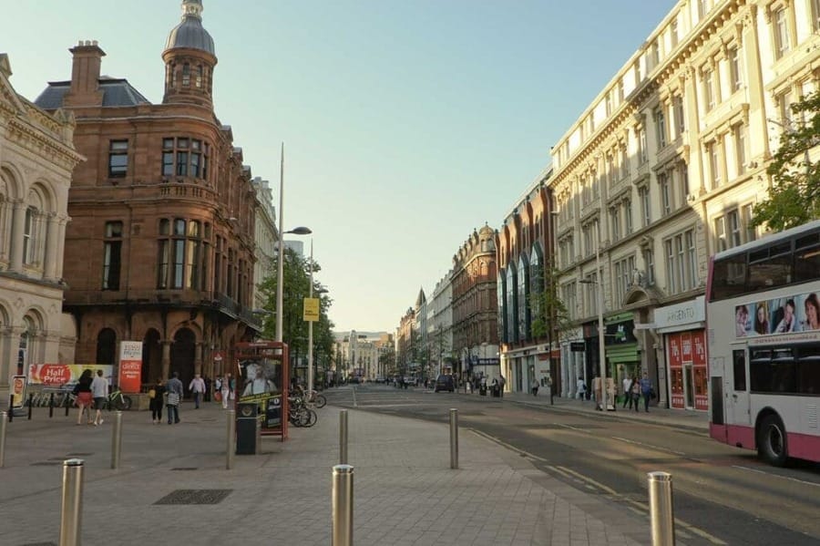 Belfast, a história da cidade está gravada em seus edifícios.