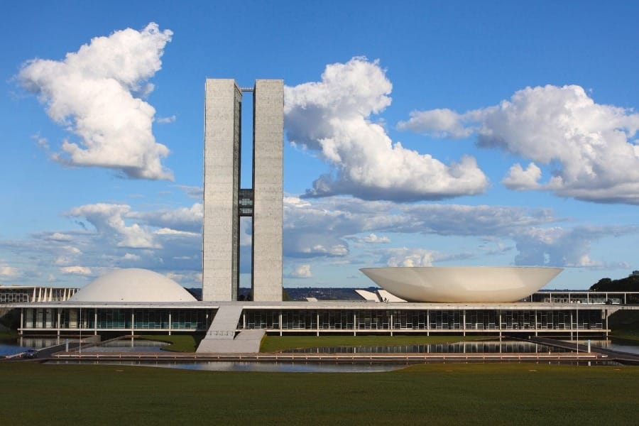 Foto da Praça dos Três Poderes, Brasília | Oscar Niemeyer