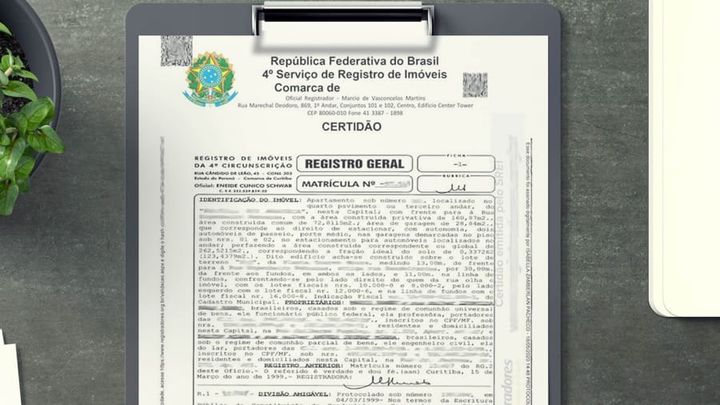 A Certidão de Matrícula de Imóvel comprova a propriedade e revela problemas legais do imóvel. 