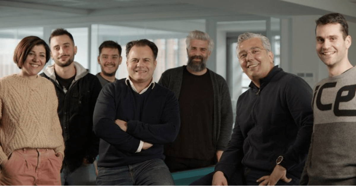 Hellas Direct founders group picture