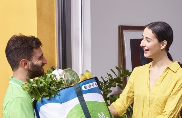 Racing fast-delivery grocery market: Everli comes to Romania after ~€87M round