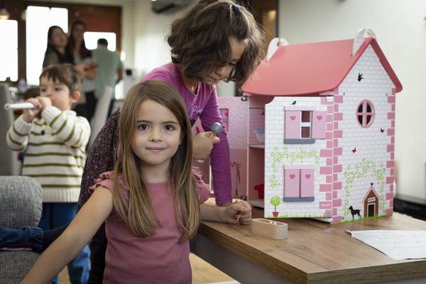 A circular economy model for parents: Toys rental platforms in SEE