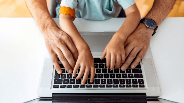 6 lessons from working parents on how to normalize kids in work