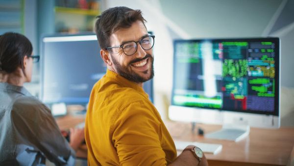 6 Reasons Why Developers Would Work For A Startup. No, It’s Not About The Money
