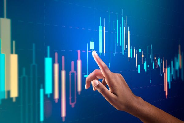 Which Crypto Projects Are Worth Investing in 2023? VCs Have Their Say