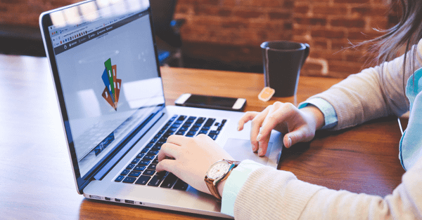 How to Create Your Startup Logo: Design Tips and Practical Tools
