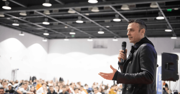 Let Your Moral Compass Guide You: How Dimitar Berbatov Inspires Young Innovators