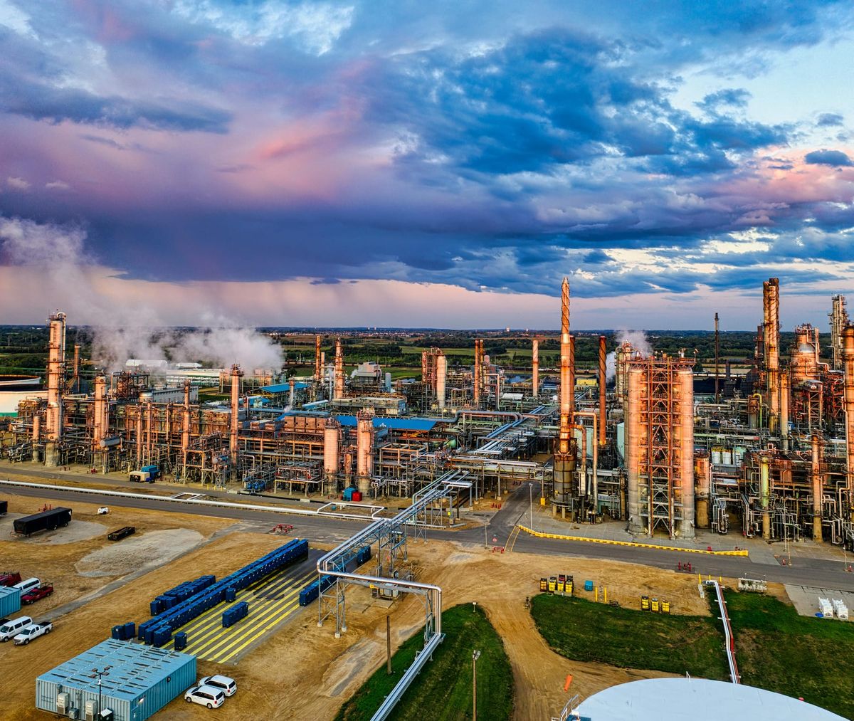 Investor Pressure on Returns: How It's Reshaping Upstream Strategy