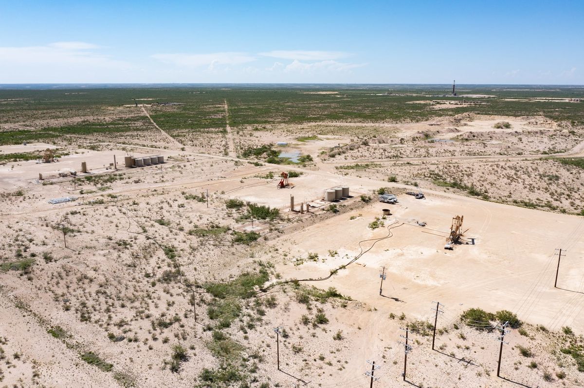 Matador's Hidden Hedge Bomb: What $70 WTI Reveals About the Delaware Basin's Most Leveraged Balance Sheet (MTDR)