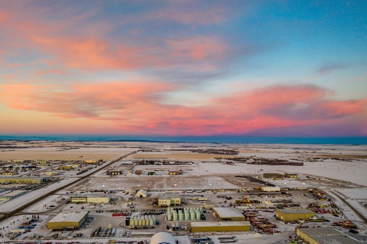 Bakken Shale drilling and production operations, North Dakota Williston Basin