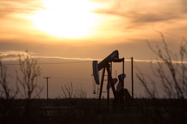 Multi-basin oil and gas production operations, U.S. upstream activity scorecard