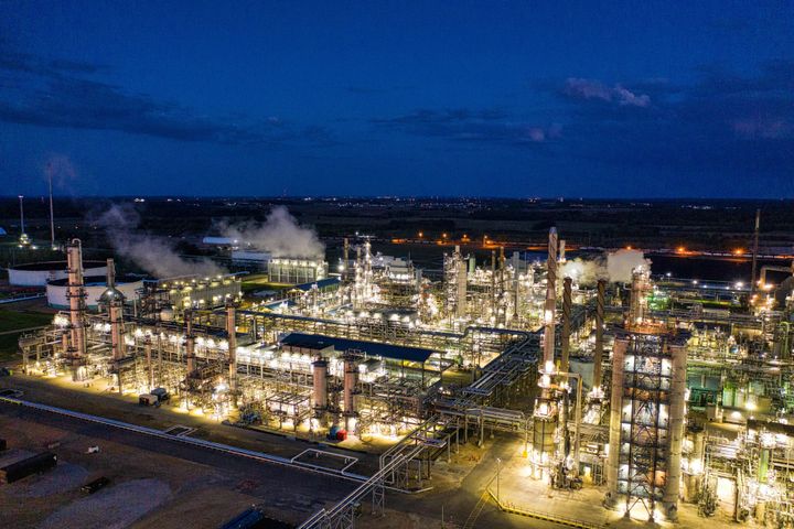 Oil and gas production facility representing E&P company quarterly performance