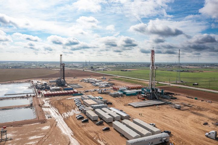 Hormuz Premium Gone, Eni-Mercuria Eyes LNG Trade, RBL Math Tightens at $67