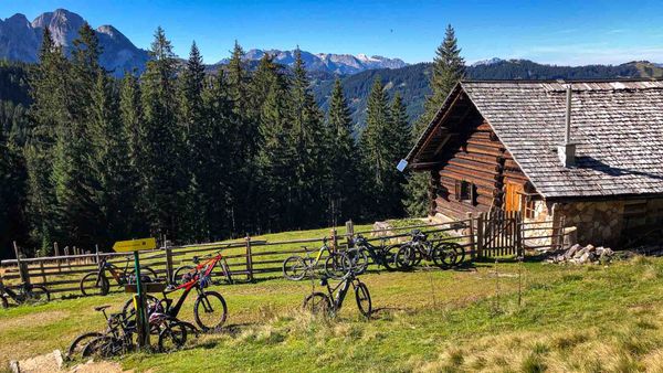 Lokale Wertschöpfung messen: KPIs für MTB-Destinationen