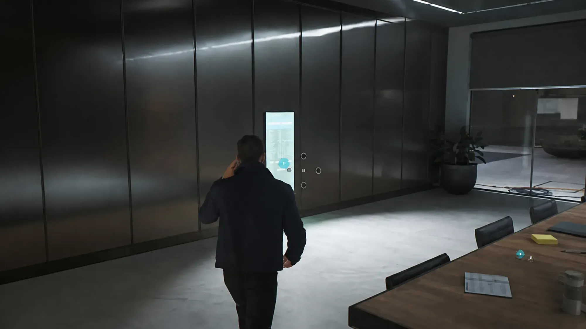 Call the cleaning robot to unlock the door in 007 First Light (Image via IO Interactive || YouTube@glp)