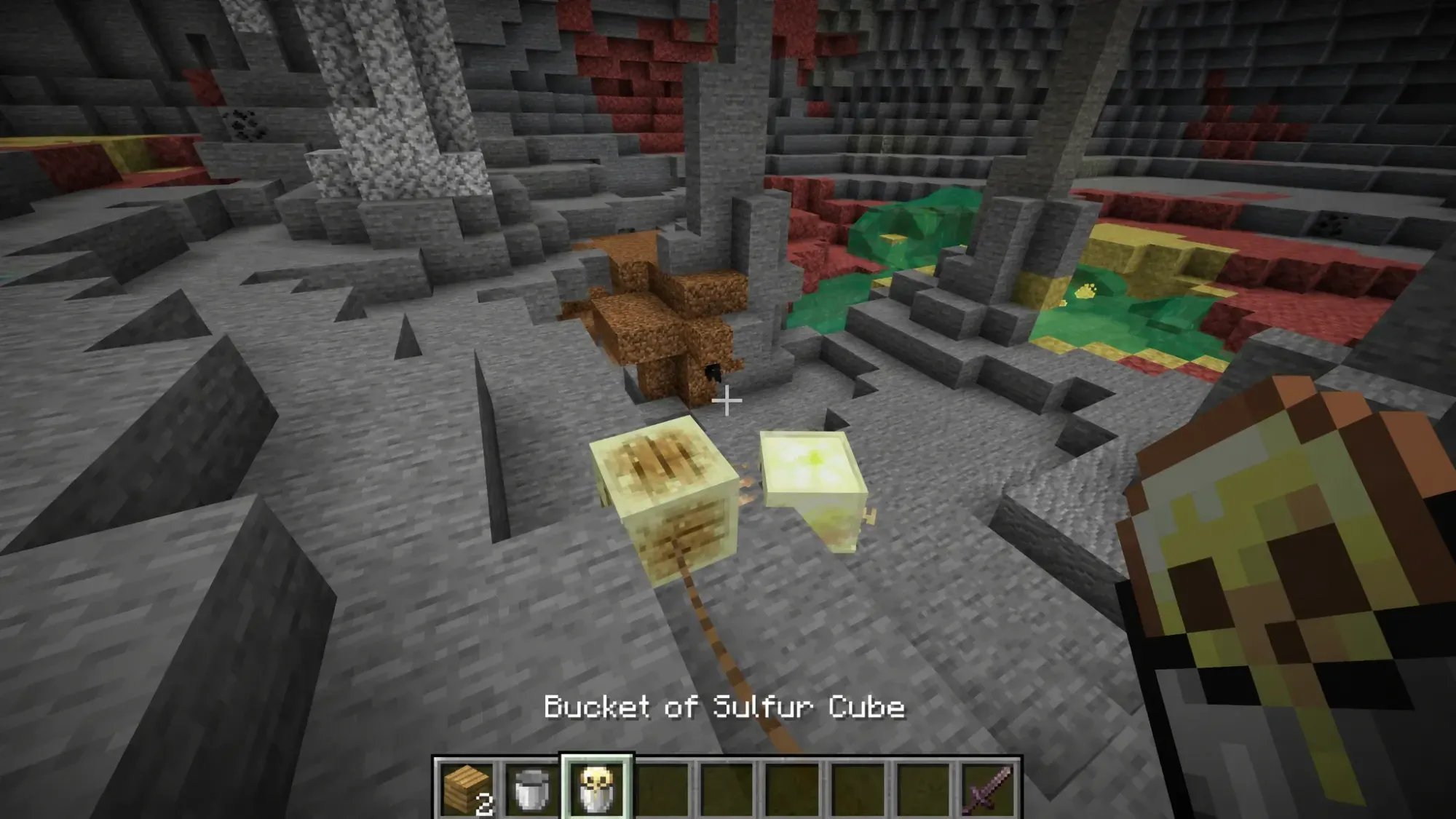 How to Transport Sulfur Cube in Minecraft