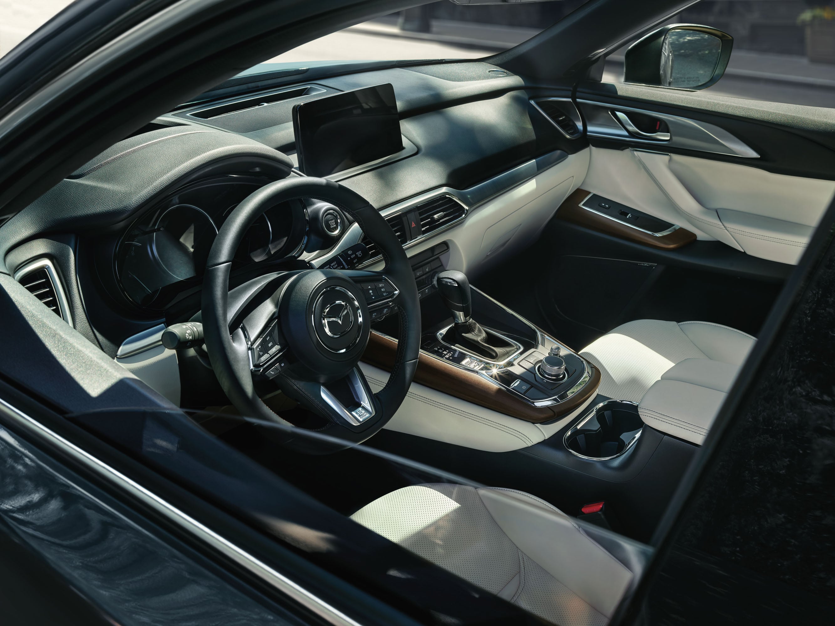 Interior 2020 Mazda CX-9