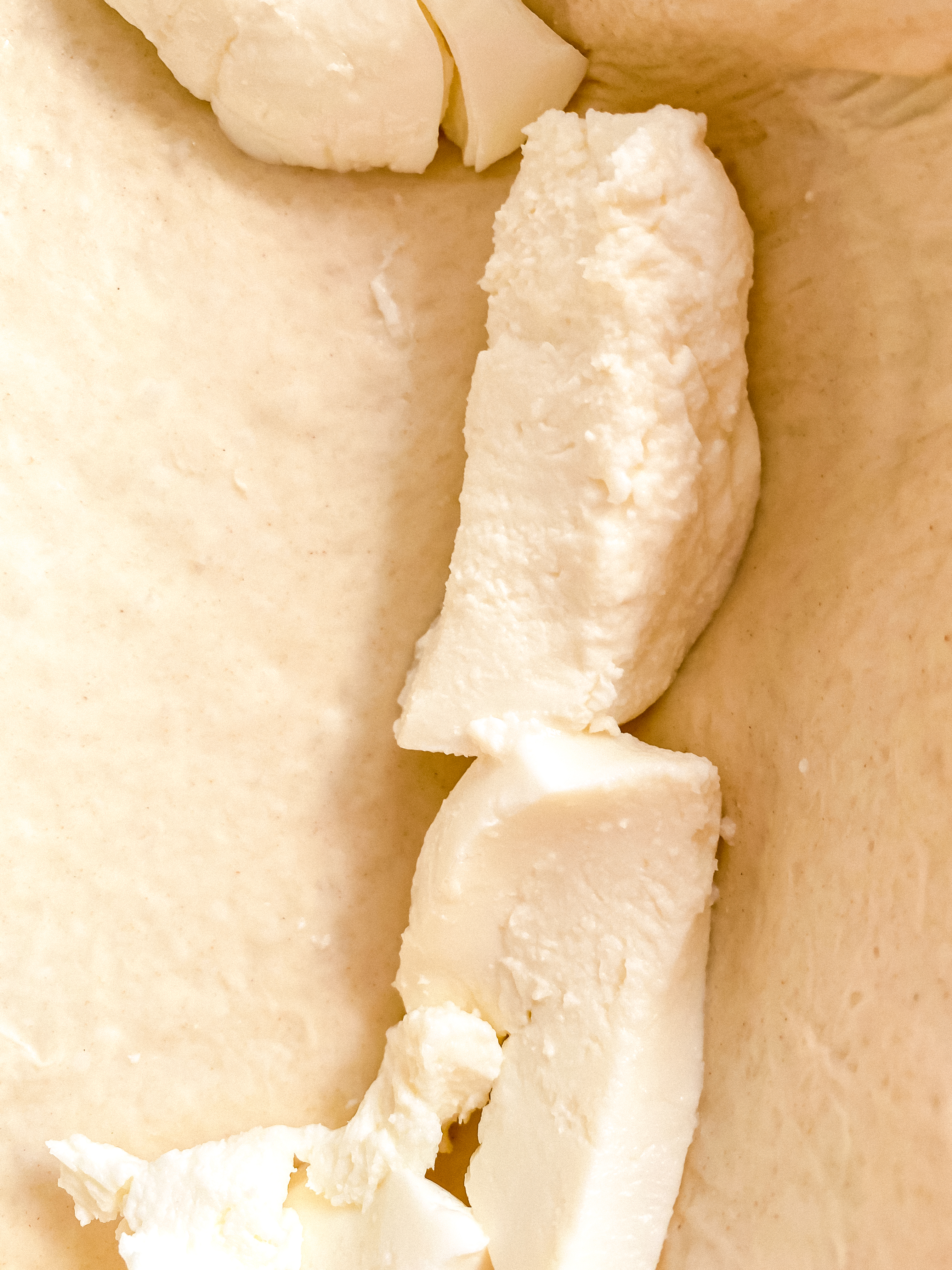 Stuffed crust with mozzarella