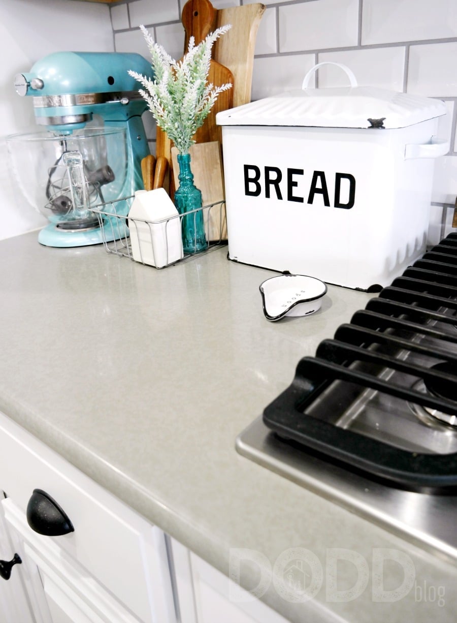 How to keep quartz countertops clean