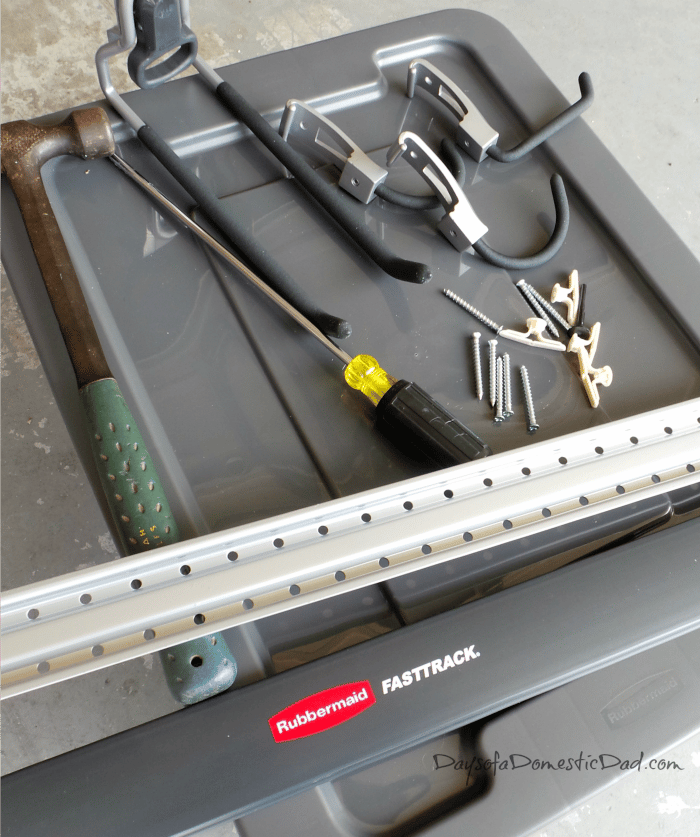 Rubbermaid Fasttrack