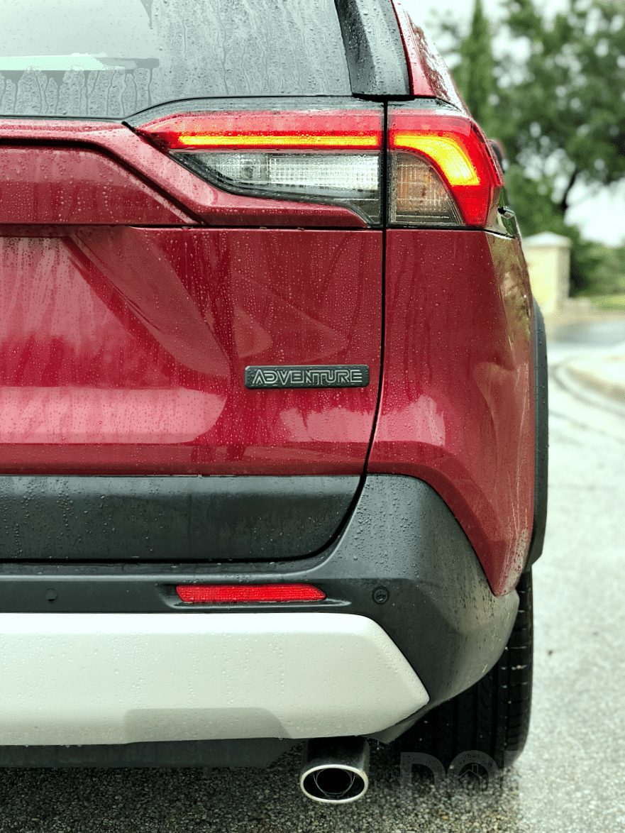 Toyota RAV4 Adventure TAWA rev