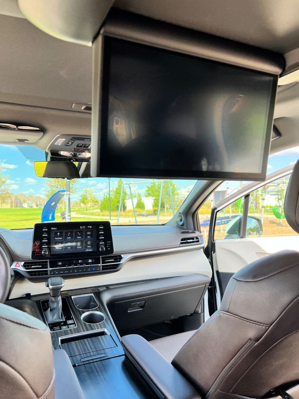 Toyota Sienna entertainment TV