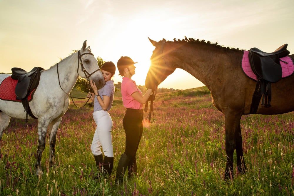 Hosting a 2025 Kentucky Derby Party: Tips for a Memorable Gathering