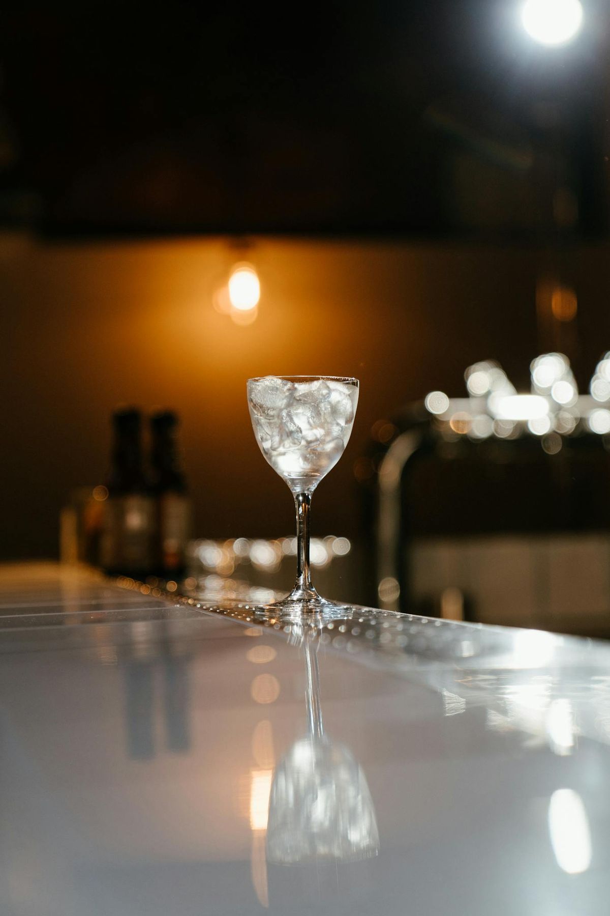 Why Every Bar Needs a Commercial Ice Maker for Success