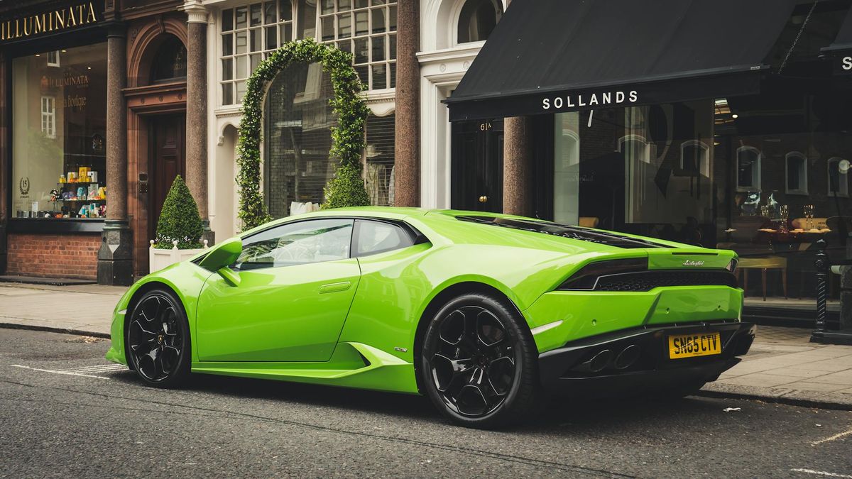 OneClickDrive - UAE’s Premier Marketplace for Used Car Sales & Rental Streamlines Second Hand Lamborghini Purchases in Dubai