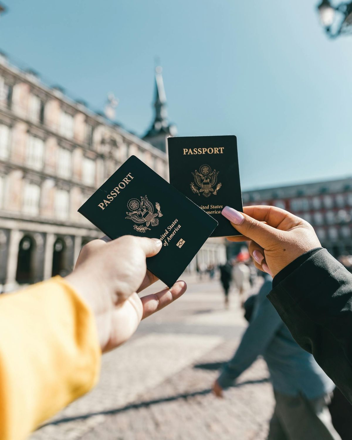 Understanding the Immigration Process: 6 Ways a Lawyer Can Help