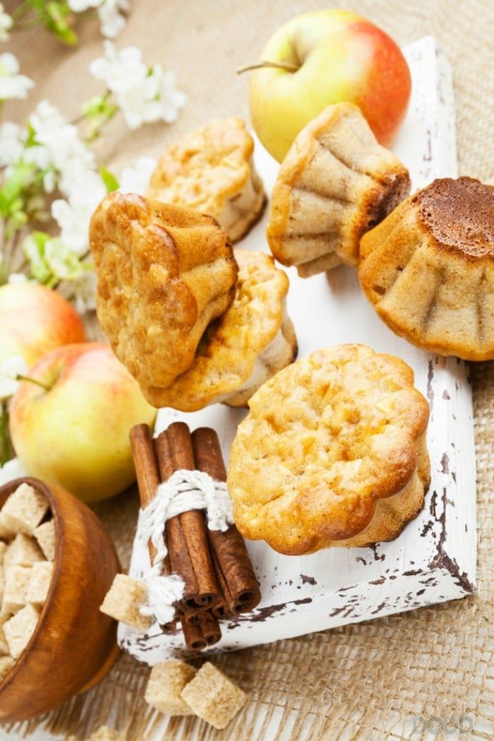 These Cinnamon Apple Muffin are Perfect for Fall