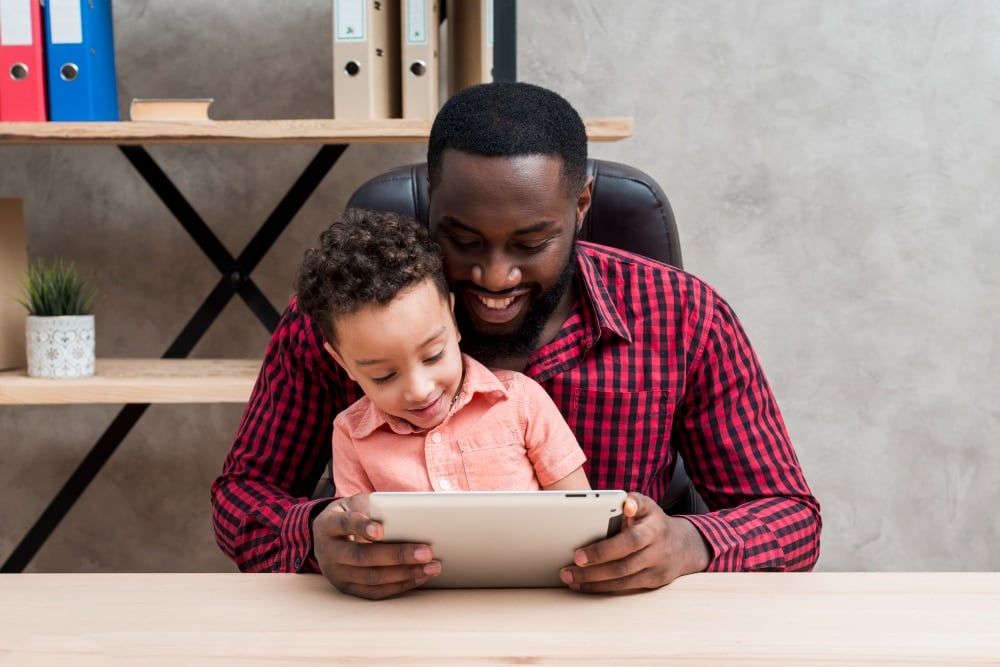 Leveraging Parental Control Apps for Educating Kids on Online Safety